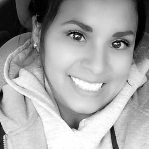 Meet your Posher, Michaela